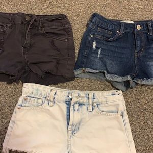 2 pairs of Tilly’s shorts 1 pair 7 for all mankind